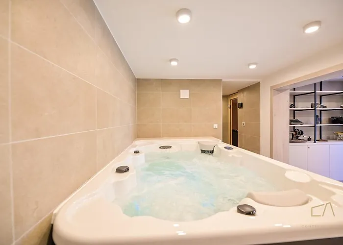 Heritage Castel Muschio * オミサリ