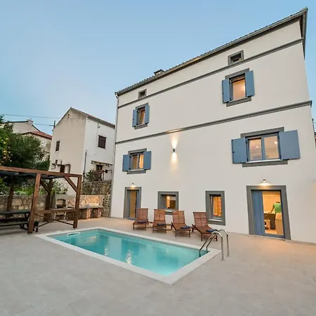 Heritage Castel Muschio Villa *